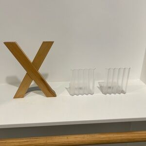 IKEA Bookends – 3-Piece Set – Wooden X & Clear Zig-Zag Accordion